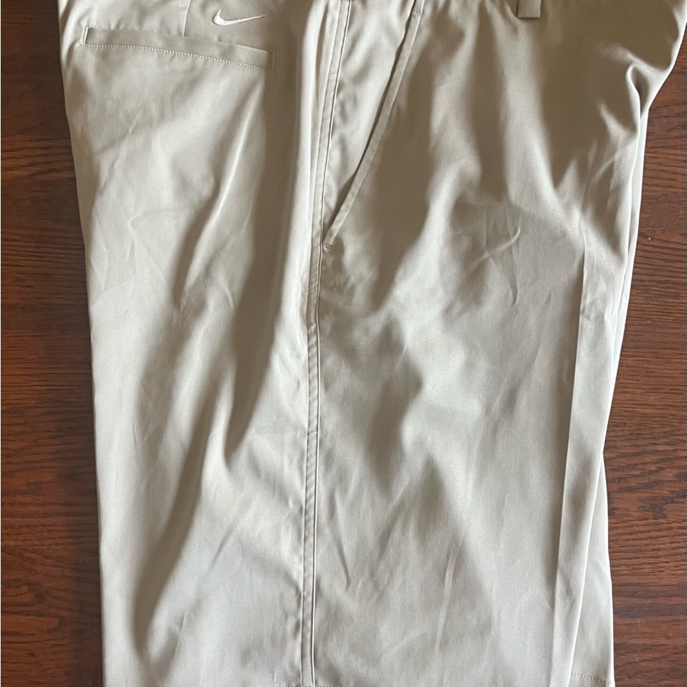 Dri-Fit Nike golf shorts. Size 36